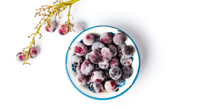 Picture of fruits on plate